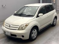 2004 Toyota IST