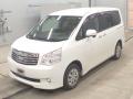 2013 Toyota Noah