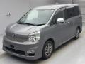 2013 Toyota Voxy