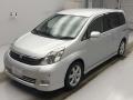 2005 Toyota Isis