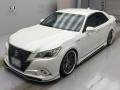 2013 Toyota Crown Hybrid