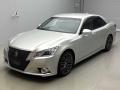 2013 Toyota Crown Hybrid
