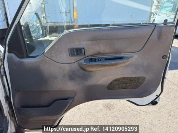 Used 2005 MT mazda bongo-van SK82V Image[17]