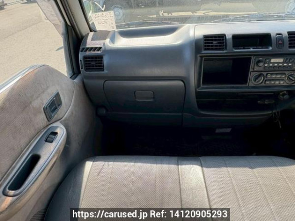 Used 2005 MT mazda bongo-van SK82V Image[19]