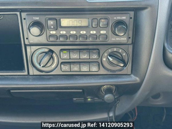 Used 2005 MT mazda bongo-van SK82V Image[25]