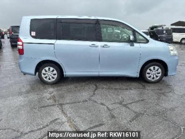 Used 2010 AT toyota noah ZRR70G Image[7]