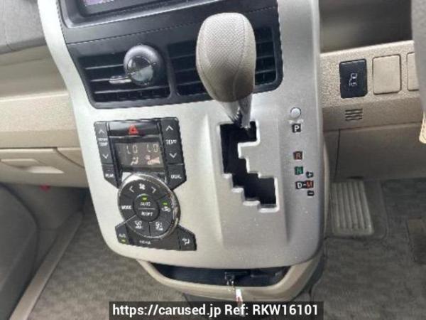 Used 2010 AT toyota noah ZRR70G Image[24]