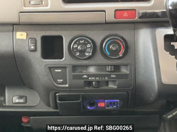 Used 2005 AT toyota hiace-van KDH205V Image[22]