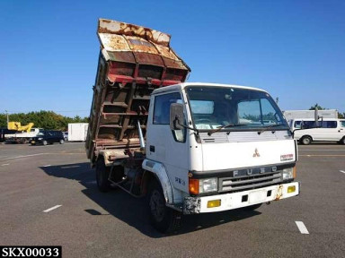 Mitsubishi Fuso Fighter Mignon FK337CD