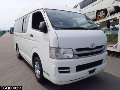 Toyota Hiace Van KDH201K