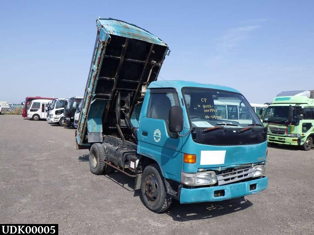 Comprar usado 2017 Toyota Dyna Truck XZU775 (SP017D98