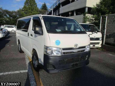 Toyota Hiace Van TRH200V