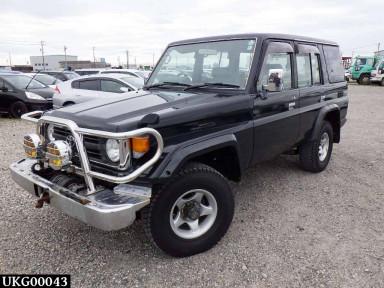 Toyota Land Cruiser HZJ77HV