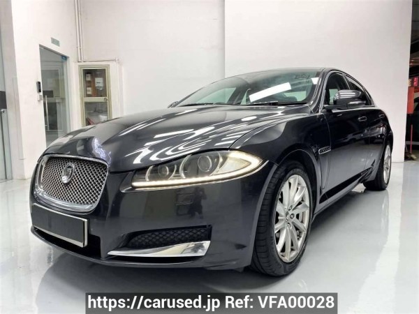 Used 2013 AT jaguar xf null Image[2]