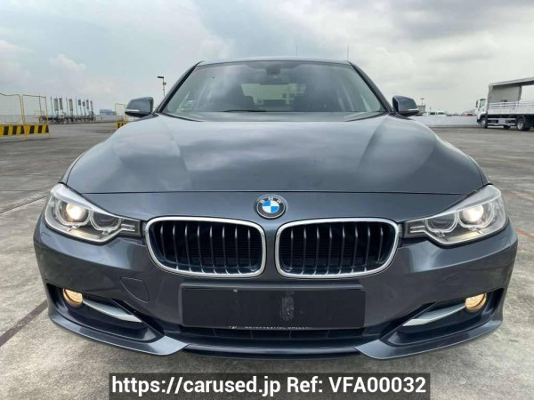 Used 2013 AT bmw 3-series null Image[1]