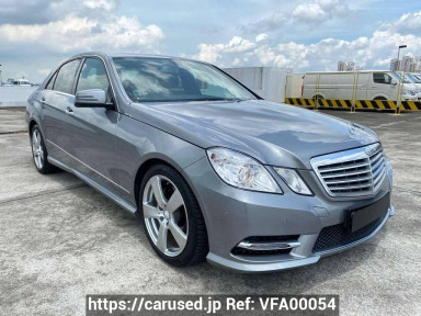 Mercedes Benz E-Class 212047