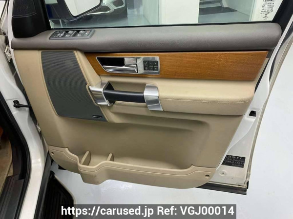 Used 2013 AT land-rover discovery-4 null Image[30]