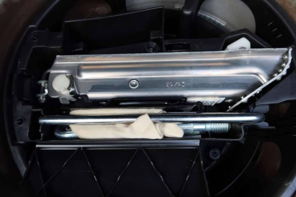 Used 2013 AT mercedes-benz c-class null Image[14]