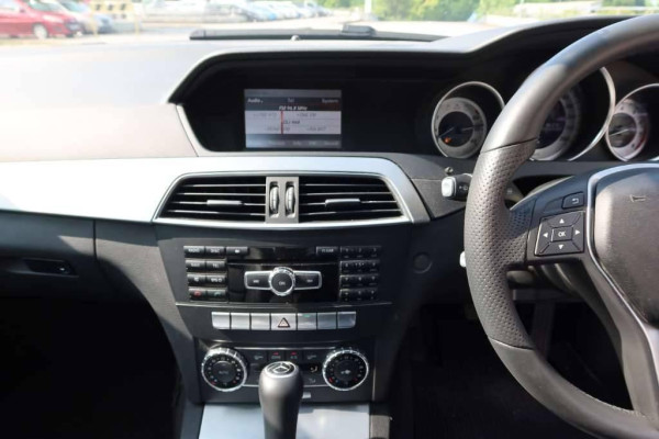 Used 2013 AT mercedes-benz c-class null Image[22]