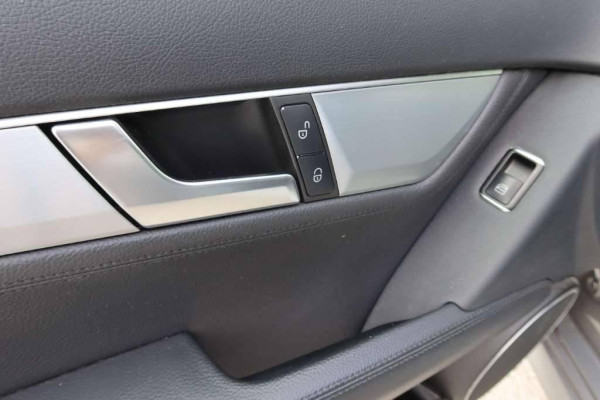 Used 2013 AT mercedes-benz c-class null Image[29]