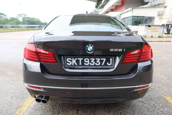 Used 2013 AT bmw 5-series null Image[5]