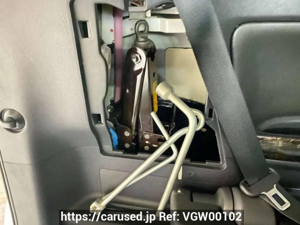 Used 2013 AT toyota vellfire null Image[13]