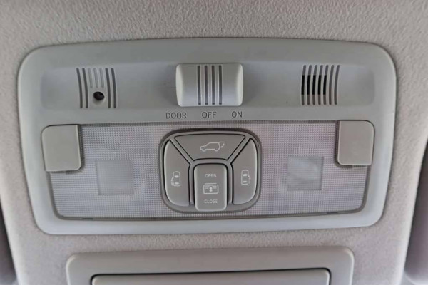 Used 2013 AT toyota estima null Image[55]
