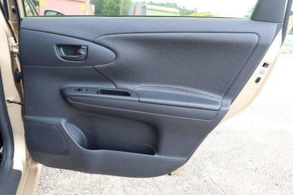 Used 2013 AT toyota wish null Image[23]