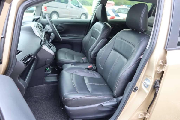 Used 2013 AT toyota wish null Image[26]