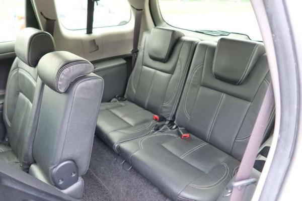 Used 2013 AT toyota wish null Image[29]