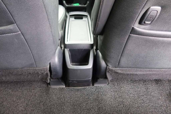 Used 2013 AT toyota wish null Image[34]