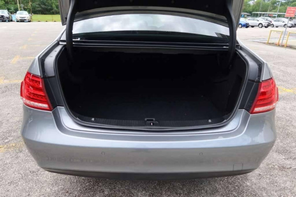 Used 2013 AT mercedes-benz e-class null Image[12]