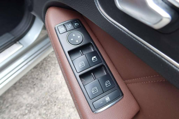 Used 2013 AT mercedes-benz e-class null Image[24]