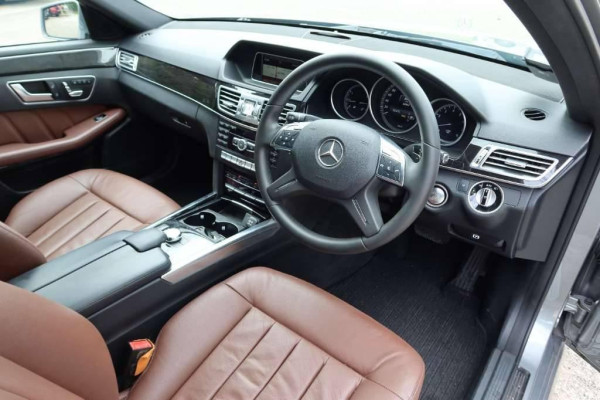 Used 2013 AT mercedes-benz e-class null Image[33]