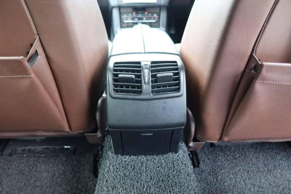 Used 2013 AT mercedes-benz e-class null Image[47]