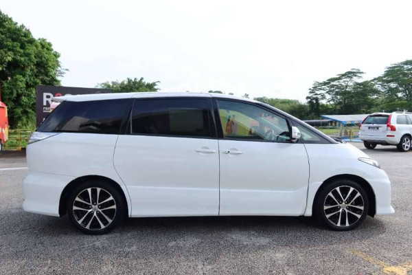 Used 2013 AT toyota estima null Image[11]