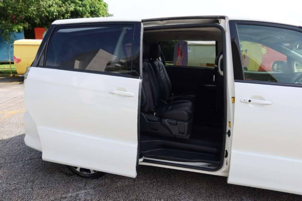 Used 2013 AT toyota estima null Image[12]