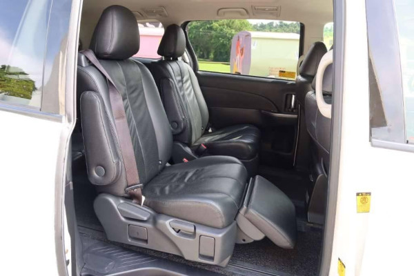 Used 2013 AT toyota estima null Image[44]