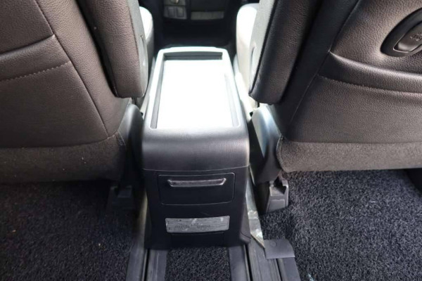 Used 2013 AT toyota estima null Image[46]