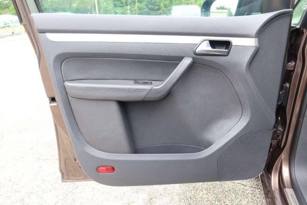 Used 2013 AT volkswagen touran null Image[17]