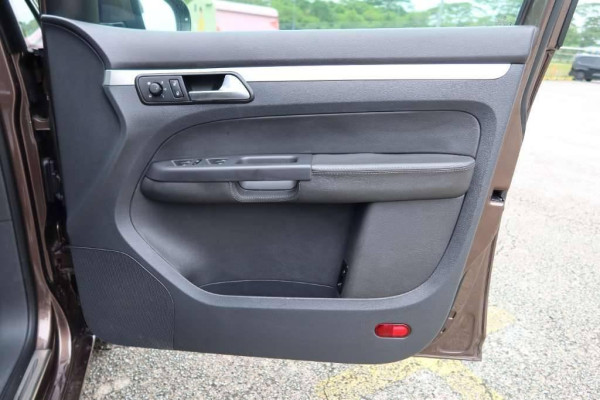 Used 2013 AT volkswagen touran null Image[20]