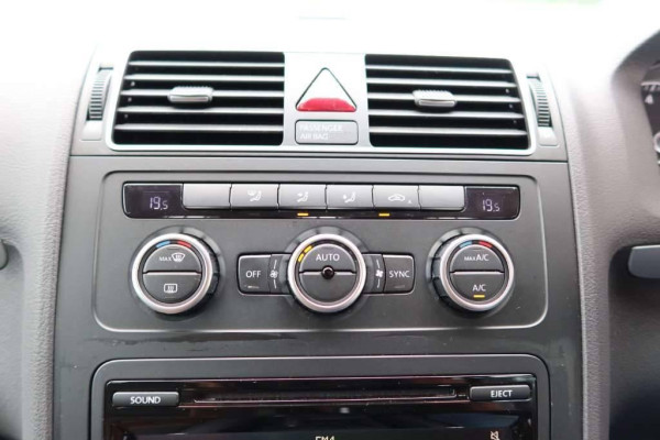 Used 2013 AT volkswagen touran null Image[40]