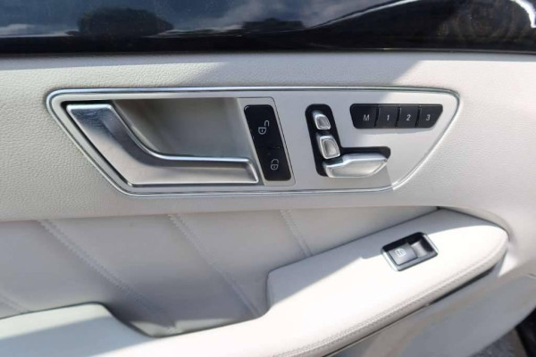 Used 2013 AT mercedes-benz e-class null Image[19]
