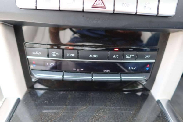 Used 2013 AT mercedes-benz e-class null Image[40]