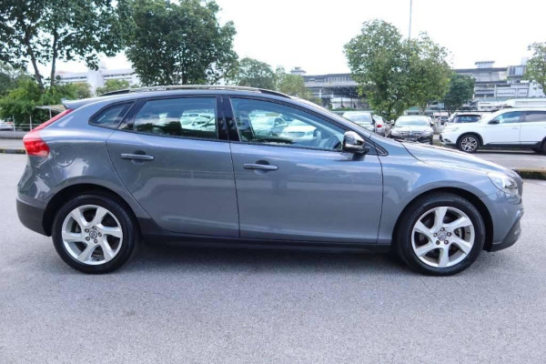 Used 2013 AT volvo v40 null Image[10]