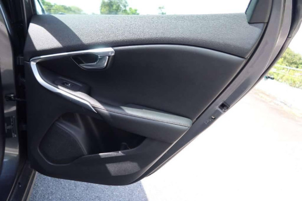 Used 2013 AT volvo v40 null Image[19]