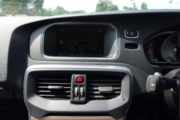 Used 2013 AT volvo v40 null Image[36]