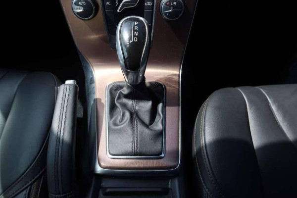 Used 2013 AT volvo v40 null Image[42]