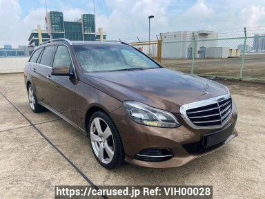 Mercedes Benz E-Class null