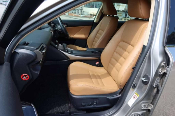 Used 2013 AT lexus is null Image[23]